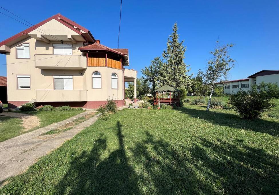 Jan-Air Apartamento Ilinden Exterior foto